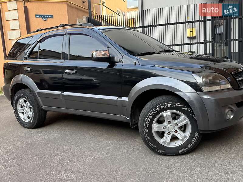 Позашляховик / Кросовер Kia Sorento 2005 в Харкові
