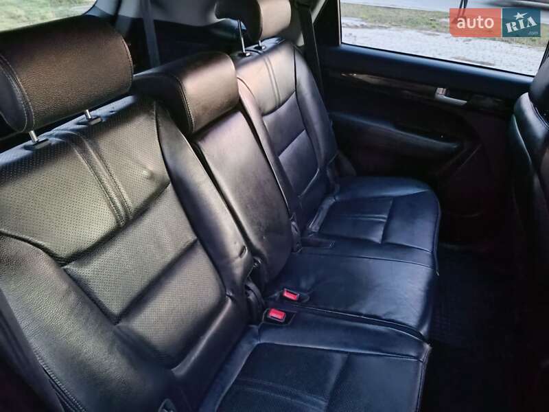 Позашляховик / Кросовер Kia Sorento 2010 в Коломиї