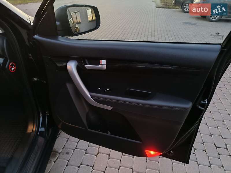 Позашляховик / Кросовер Kia Sorento 2010 в Коломиї