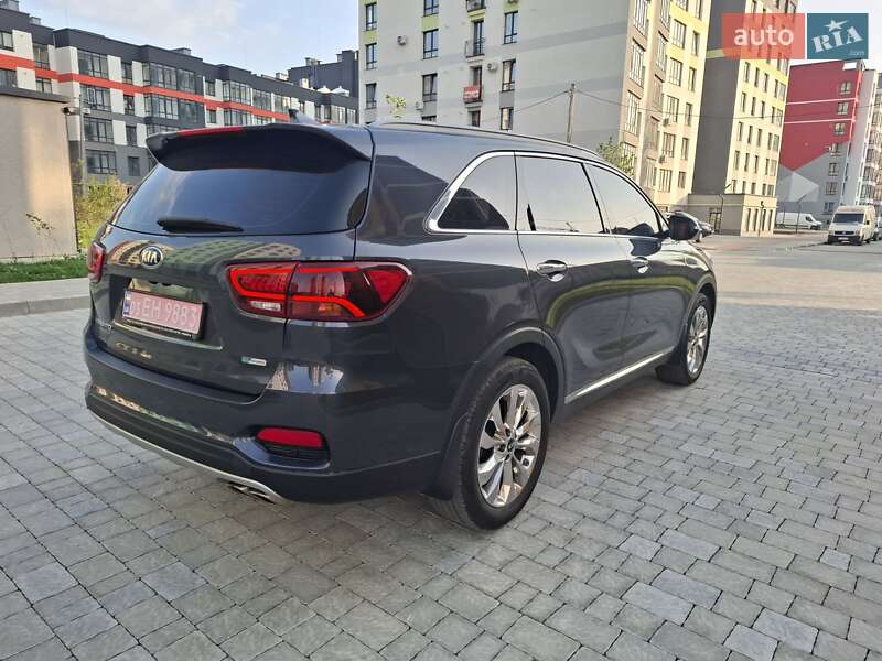 Позашляховик / Кросовер Kia Sorento 2019 в Івано-Франківську