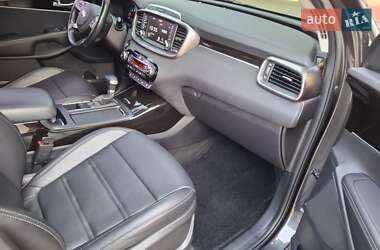 Внедорожник / Кроссовер Kia Sorento 2019 в 