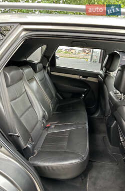 Внедорожник / Кроссовер Kia Sorento 2012 в 