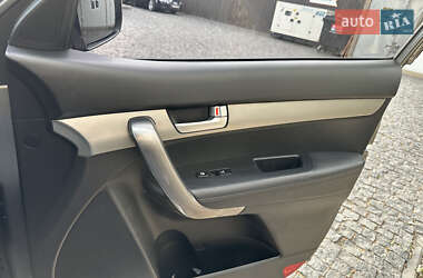 Внедорожник / Кроссовер Kia Sorento 2012 в 