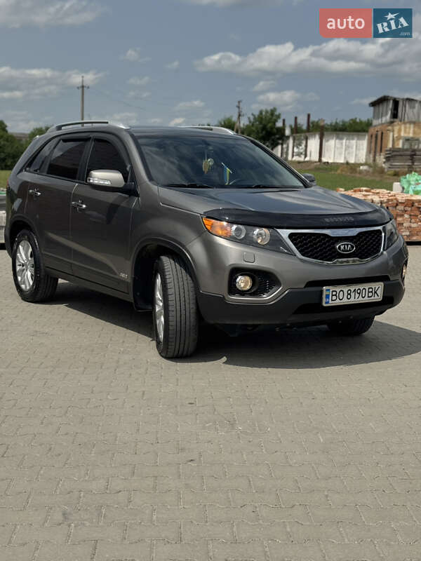 Позашляховик / Кросовер Kia Sorento 2012 в Скалаті