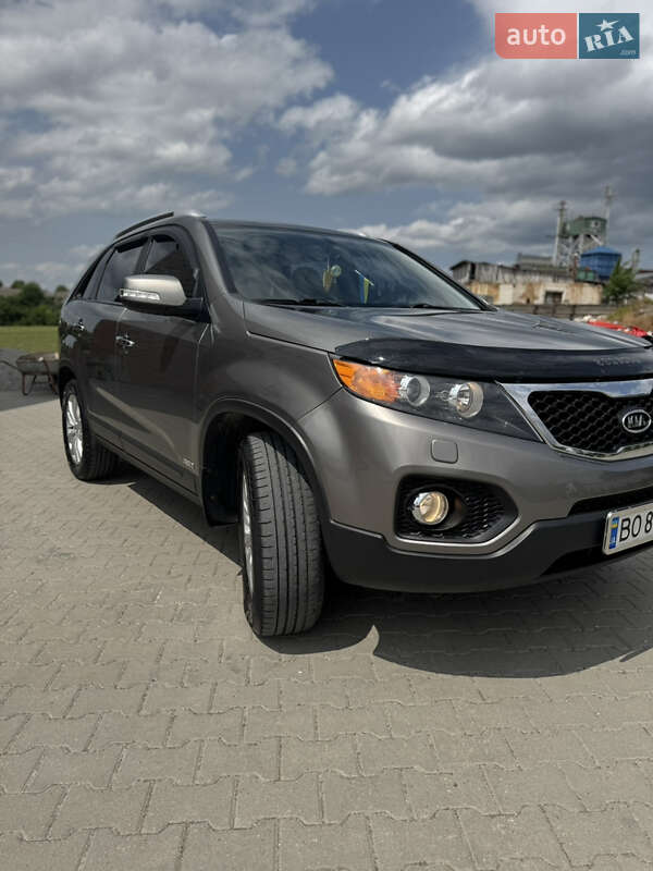 Позашляховик / Кросовер Kia Sorento 2012 в Скалаті