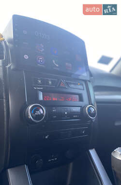 Внедорожник / Кроссовер Kia Sorento 2010 в 