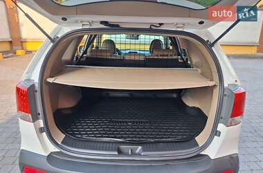 Внедорожник / Кроссовер Kia Sorento 2011 в 