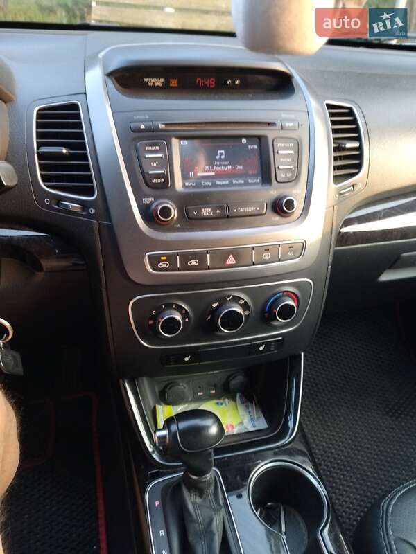Позашляховик / Кросовер Kia Sorento 2014 в Черкасах