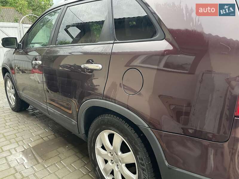Внедорожник / Кроссовер Kia Sorento 2011 в Шпитьках