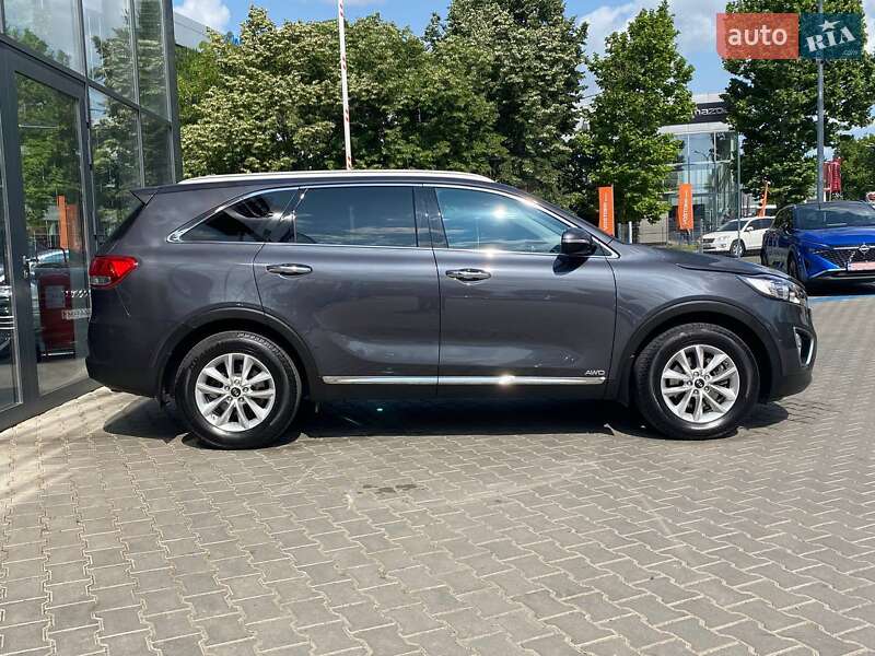 Позашляховик / Кросовер Kia Sorento 2015 в Одесі