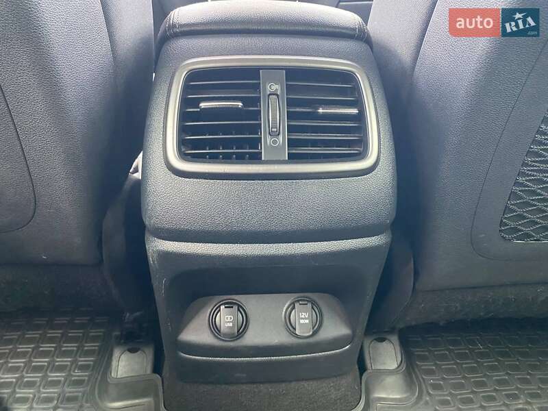 Позашляховик / Кросовер Kia Sorento 2015 в Одесі