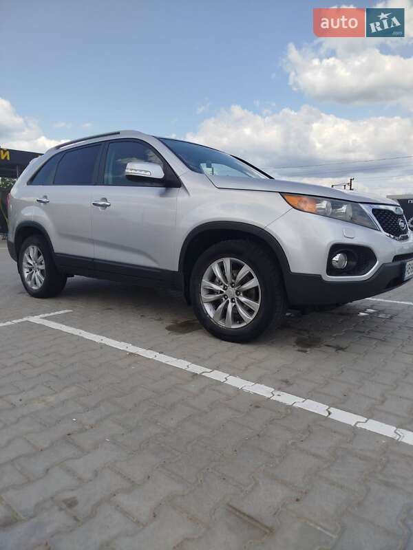 Внедорожник / Кроссовер Kia Sorento 2010 в Ильинцах