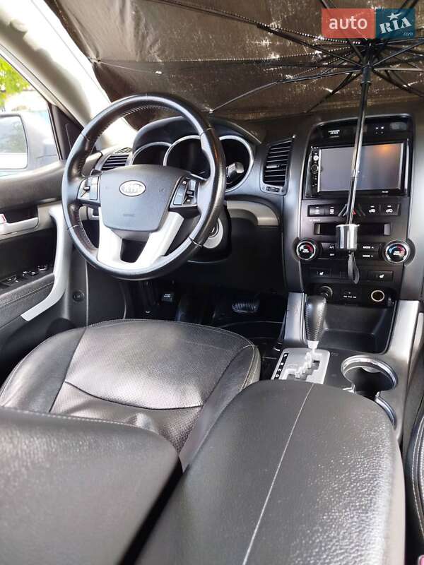 Внедорожник / Кроссовер Kia Sorento 2010 в Ильинцах