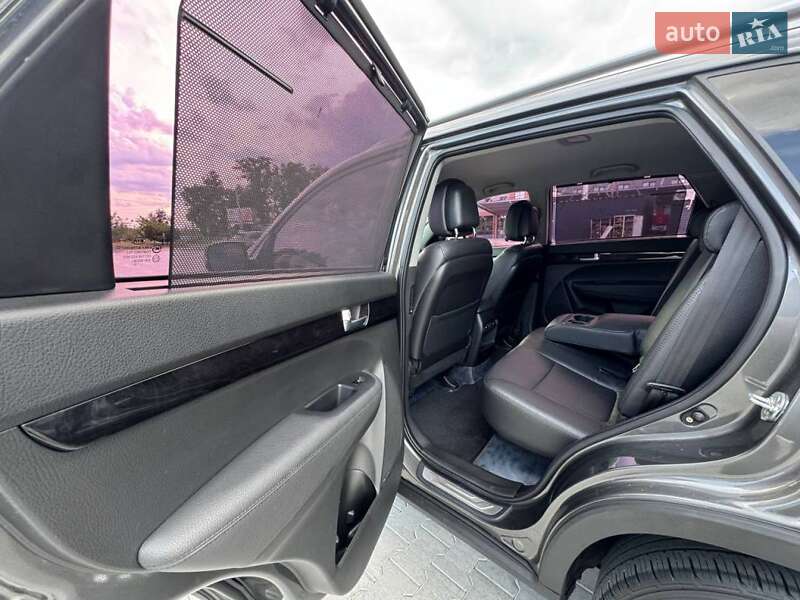 Внедорожник / Кроссовер Kia Sorento 2013 в Киеве