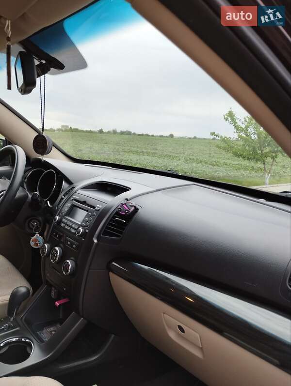 Позашляховик / Кросовер Kia Sorento 2010 в Липовці