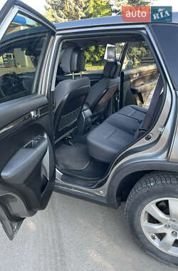 Внедорожник / Кроссовер Kia Sorento 2011 в 
