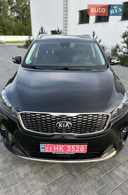 Внедорожник / Кроссовер Kia Sorento 2018 в 