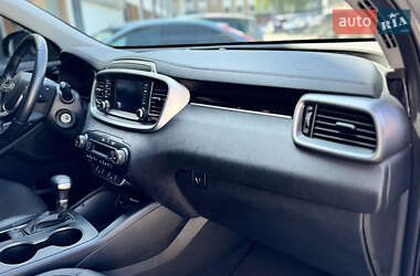 Внедорожник / Кроссовер Kia Sorento 2020 в 