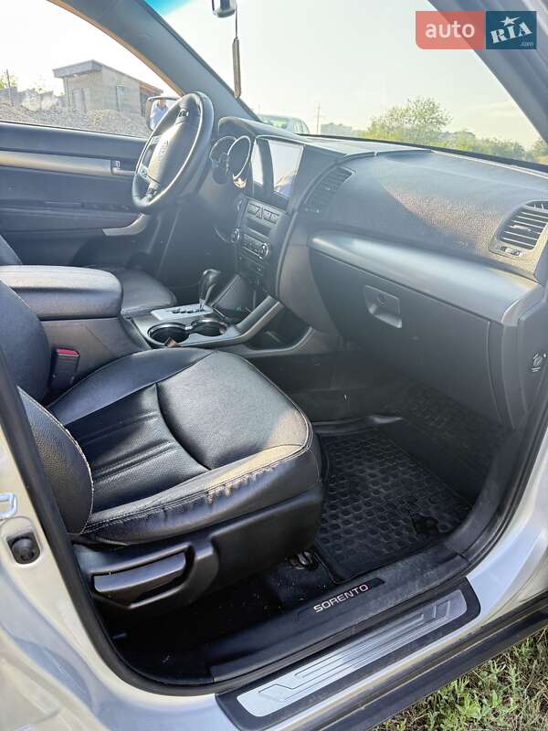 Внедорожник / Кроссовер Kia Sorento 2012 в Одессе