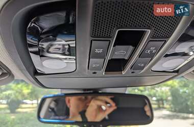 Позашляховик / Кросовер Kia Sorento 2016 в 