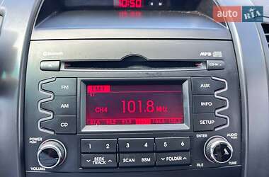 Внедорожник / Кроссовер Kia Sorento 2011 в 