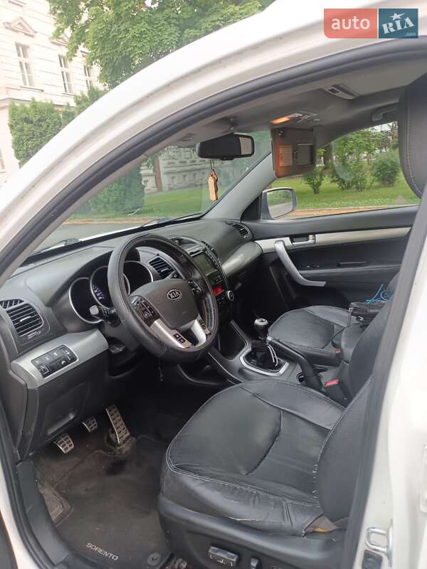 Позашляховик / Кросовер Kia Sorento 2011 в Іршаві