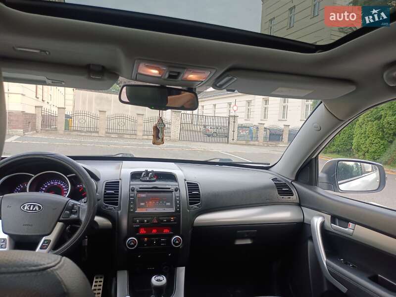 Позашляховик / Кросовер Kia Sorento 2011 в Іршаві
