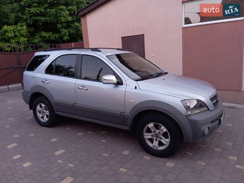 Внедорожник / Кроссовер Kia Sorento 2004 в Крыжополе