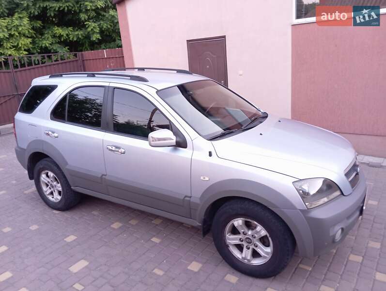 Внедорожник / Кроссовер Kia Sorento 2004 в Крыжополе