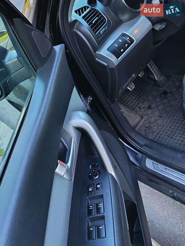 Внедорожник / Кроссовер Kia Sorento 2010 в Долине