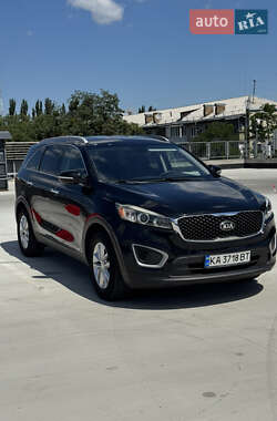 Внедорожник / Кроссовер Kia Sorento 2016 в 