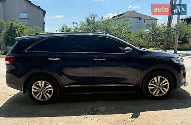 Внедорожник / Кроссовер Kia Sorento 2017 в 