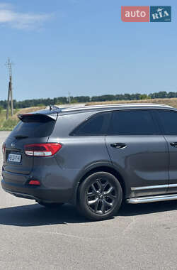 Позашляховик / Кросовер Kia Sorento 2014 в 