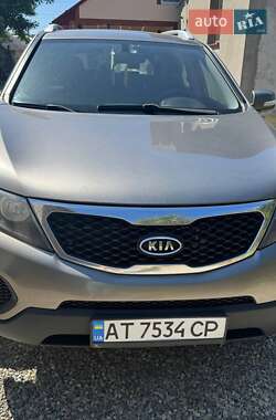 Внедорожник / Кроссовер Kia Sorento 2010 в Богородчанах