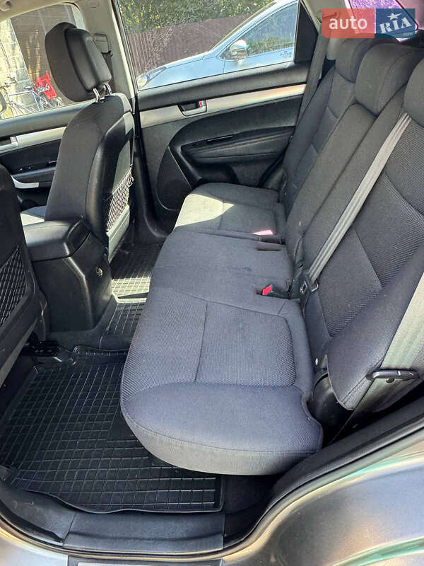 Внедорожник / Кроссовер Kia Sorento 2010 в Богородчанах