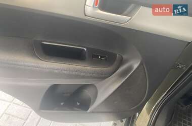 Внедорожник / Кроссовер Kia Sorento 2010 в 