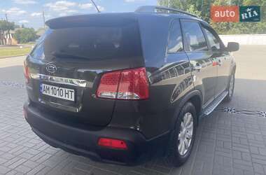 Внедорожник / Кроссовер Kia Sorento 2010 в 