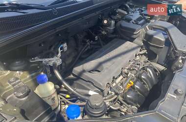 Внедорожник / Кроссовер Kia Sorento 2010 в 