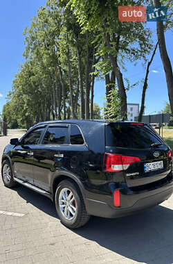 Внедорожник / Кроссовер Kia Sorento 2014 в 