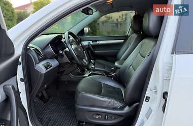 Внедорожник / Кроссовер Kia Sorento 2012 в 