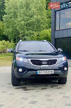 Внедорожник / Кроссовер Kia Sorento 2010 в Тячеве