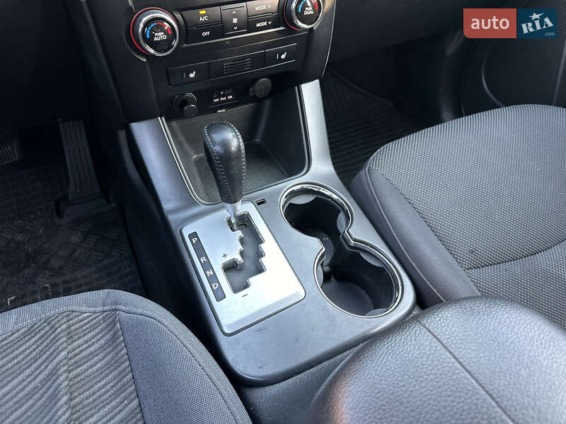 Позашляховик / Кросовер Kia Sorento 2012 в Вінниці