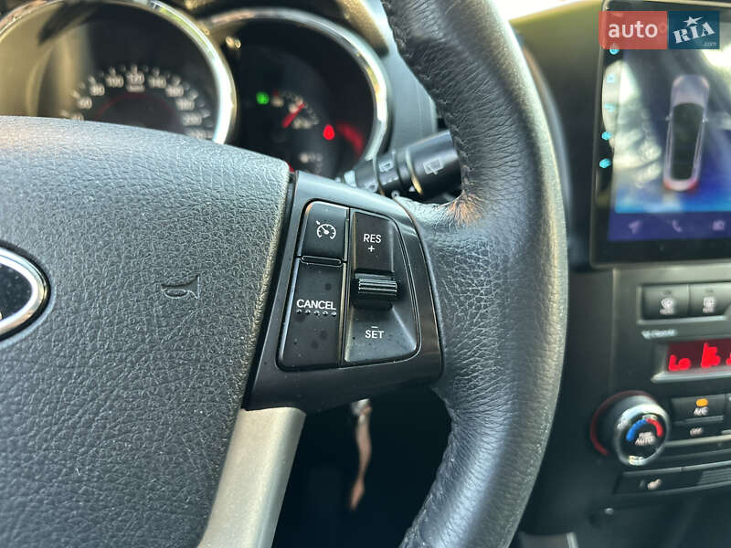 Позашляховик / Кросовер Kia Sorento 2012 в Вінниці
