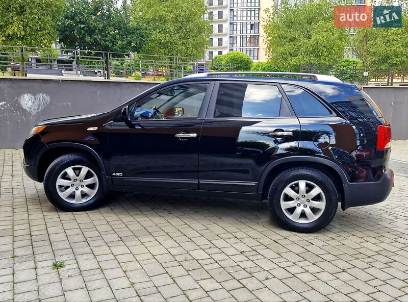 Внедорожник / Кроссовер Kia Sorento 2010 в Ивано-Франковске