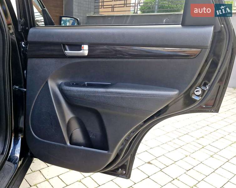 Внедорожник / Кроссовер Kia Sorento 2010 в Ивано-Франковске