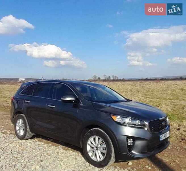 Внедорожник / Кроссовер Kia Sorento 2019 в Калуше