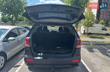 Внедорожник / Кроссовер Kia Sorento 2011 в 