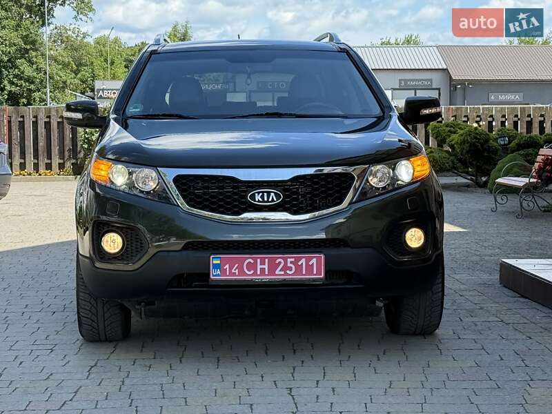 Внедорожник / Кроссовер Kia Sorento 2010 в Стрые