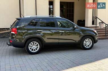Внедорожник / Кроссовер Kia Sorento 2010 в 