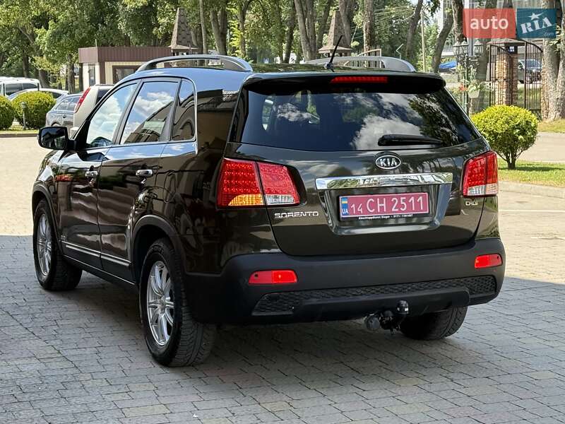 Внедорожник / Кроссовер Kia Sorento 2010 в Стрые